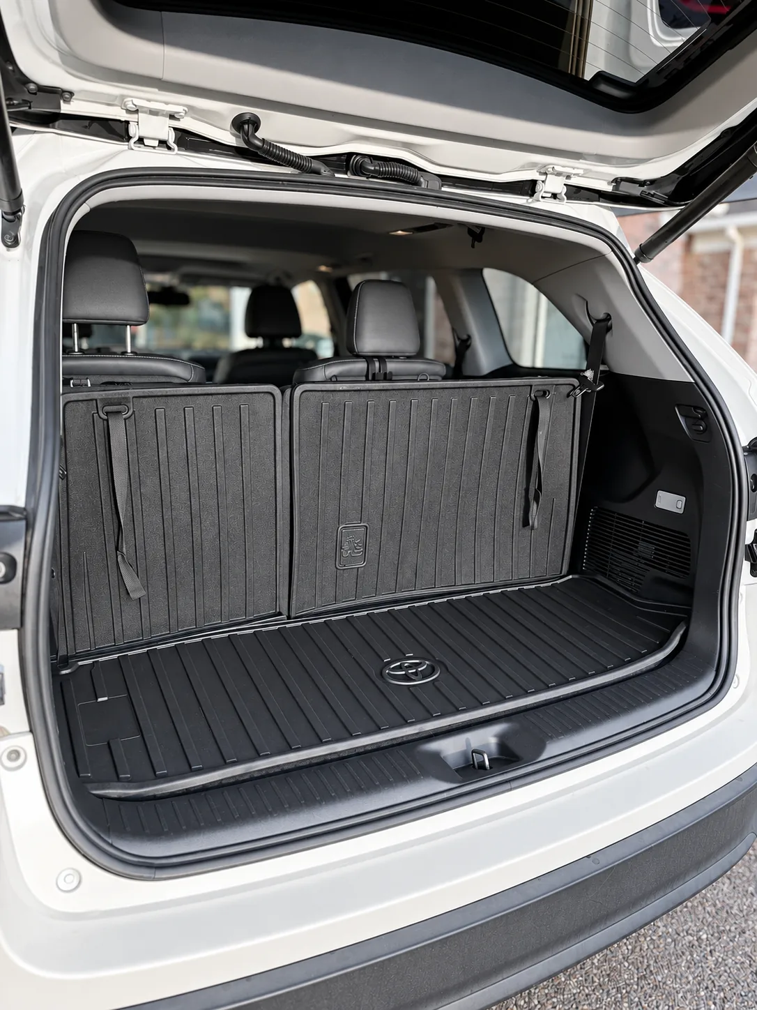 A Toyota Highlander cargo area vacuumed and cleaned